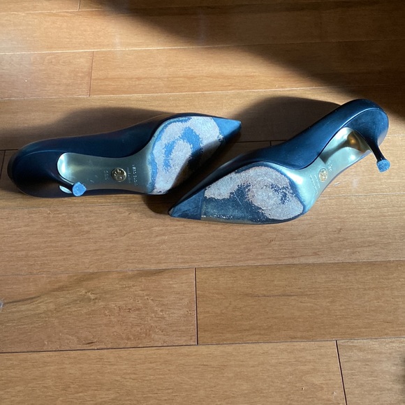 DOLCE & GABBANA Black Pumps - Picture 7 of 7